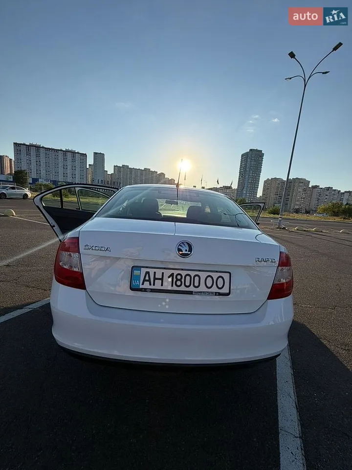 2014 Skoda Rapid - мініатюра 5