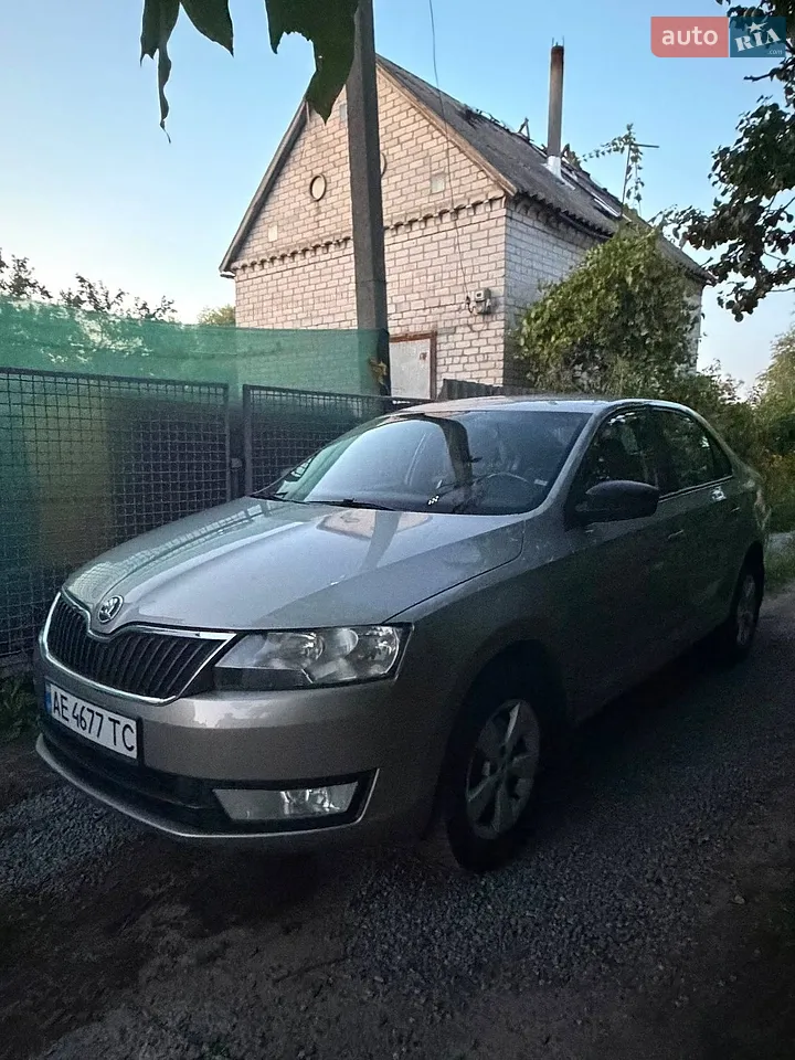 2013 Skoda Rapid - мініатюра 2