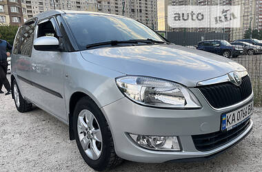 Skoda Roomster  2010