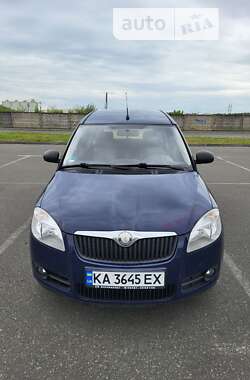 Skoda Roomster  2009