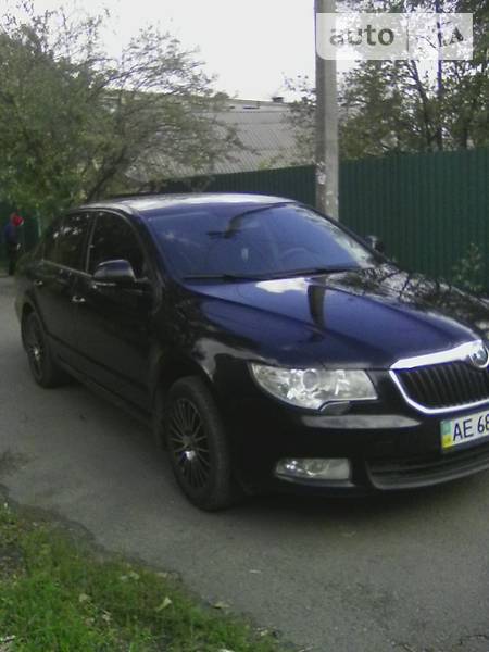 Легкові Skoda Superb