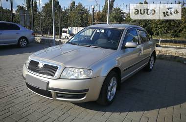 Skoda Superb  2005