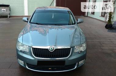 Skoda Superb  2012