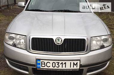 Skoda Superb  2005