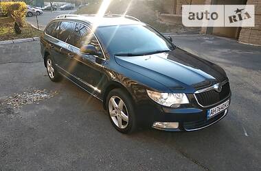 Skoda Superb  2010