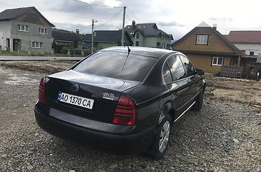 Skoda Superb  2003