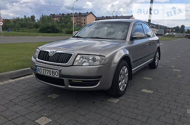 Skoda Superb  2008