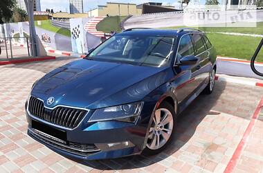 Skoda Superb 4X4 COMBI Style 2016