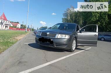 Skoda Superb  2003