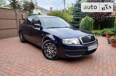 Skoda Superb  2003