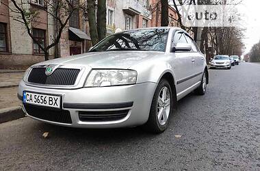 Skoda Superb  2005