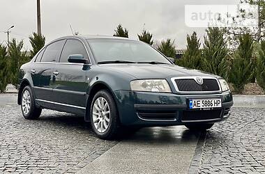 Skoda Superb  2005