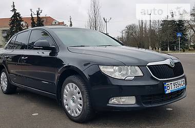 Skoda Superb  2011