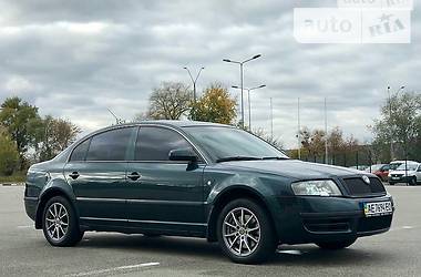 Skoda Superb  2003