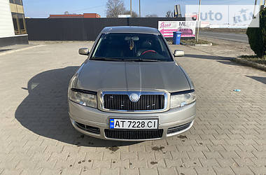 Skoda Superb   2004