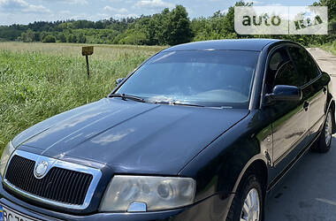 Skoda Superb  2004