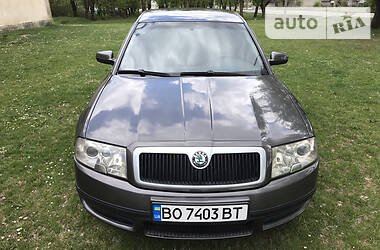 Skoda Superb  2003