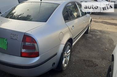 Skoda Superb  2008