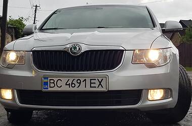 Skoda Superb  2012