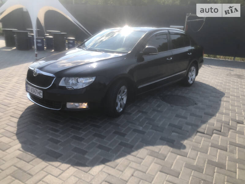 Хетчбек Skoda Superb