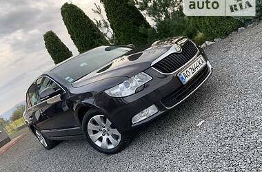 Skoda Superb  2009