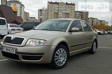 Skoda Superb  2003