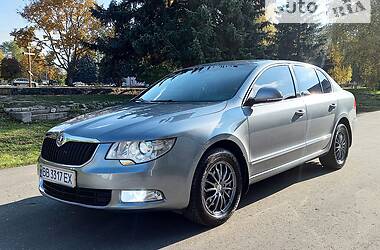 Skoda Superb  2012