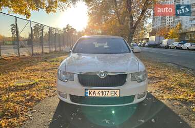 Skoda Superb  2012