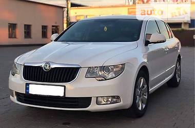 Skoda Superb  2012