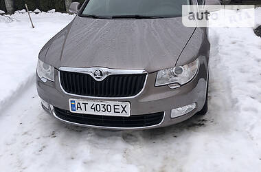 Skoda Superb  2010