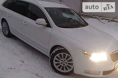 Skoda Superb  2011