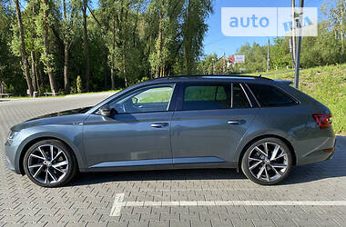 Skoda Superb SPORT LINE 2017