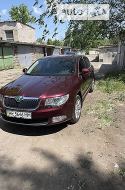 Skoda Superb 2012