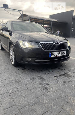 Skoda Superb  2013