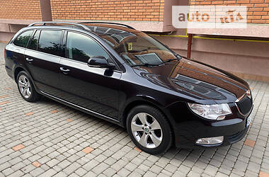 Skoda Superb  2010