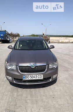 Skoda Superb  2010