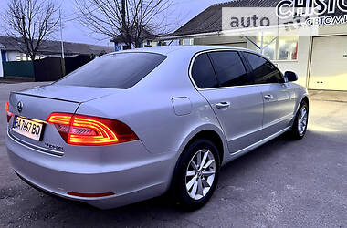 Skoda Superb  2014