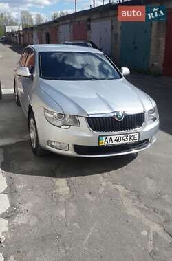 Skoda Superb  2010