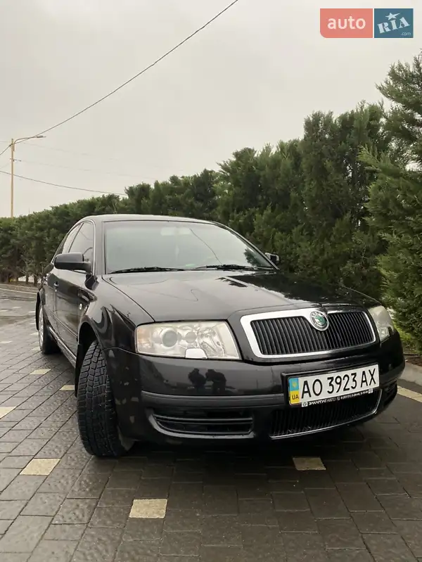 Skoda Superb 2006