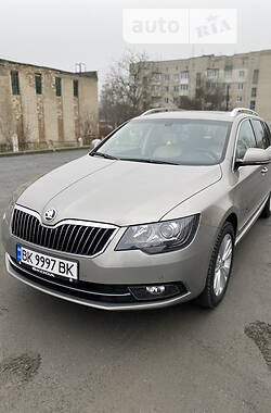 Skoda Superb  2014