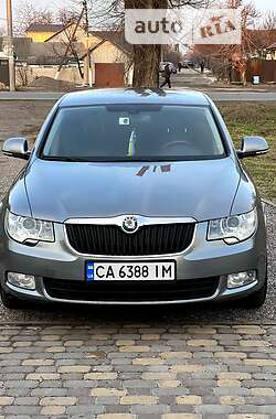 Skoda Superb  2012