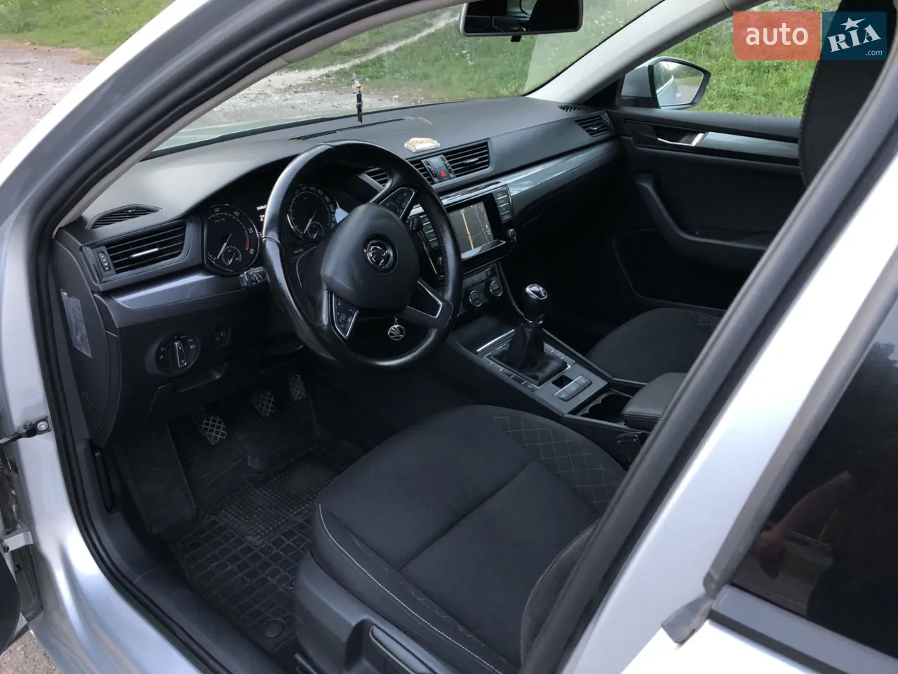 2016 Skoda Superb - мініатюра 2