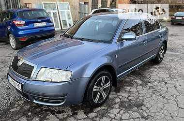 Skoda Superb  2004