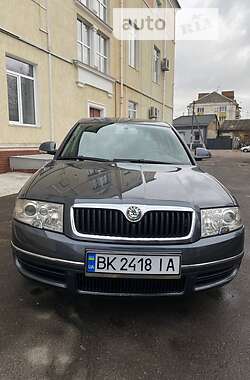 Skoda Superb  2007