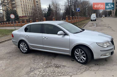 Skoda Superb  2010