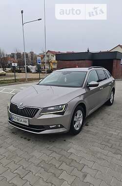 Skoda Superb  2015