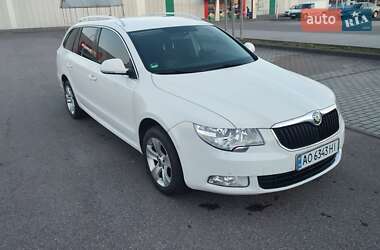 Skoda Superb  2013