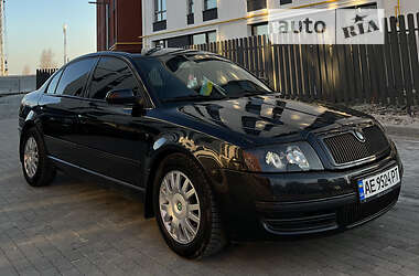 Skoda Superb  2004