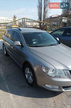 Skoda Superb  2012