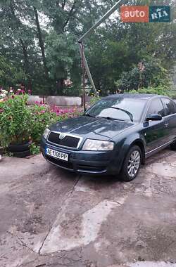Skoda Superb  2005